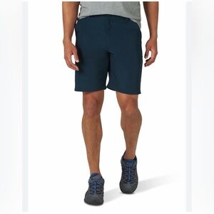 Wrangler Men’s Utility Grey Performance Shorts Size 36.